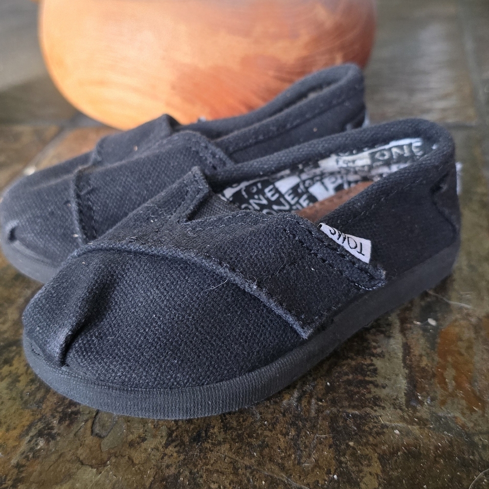 Toms Baby Slip Ons